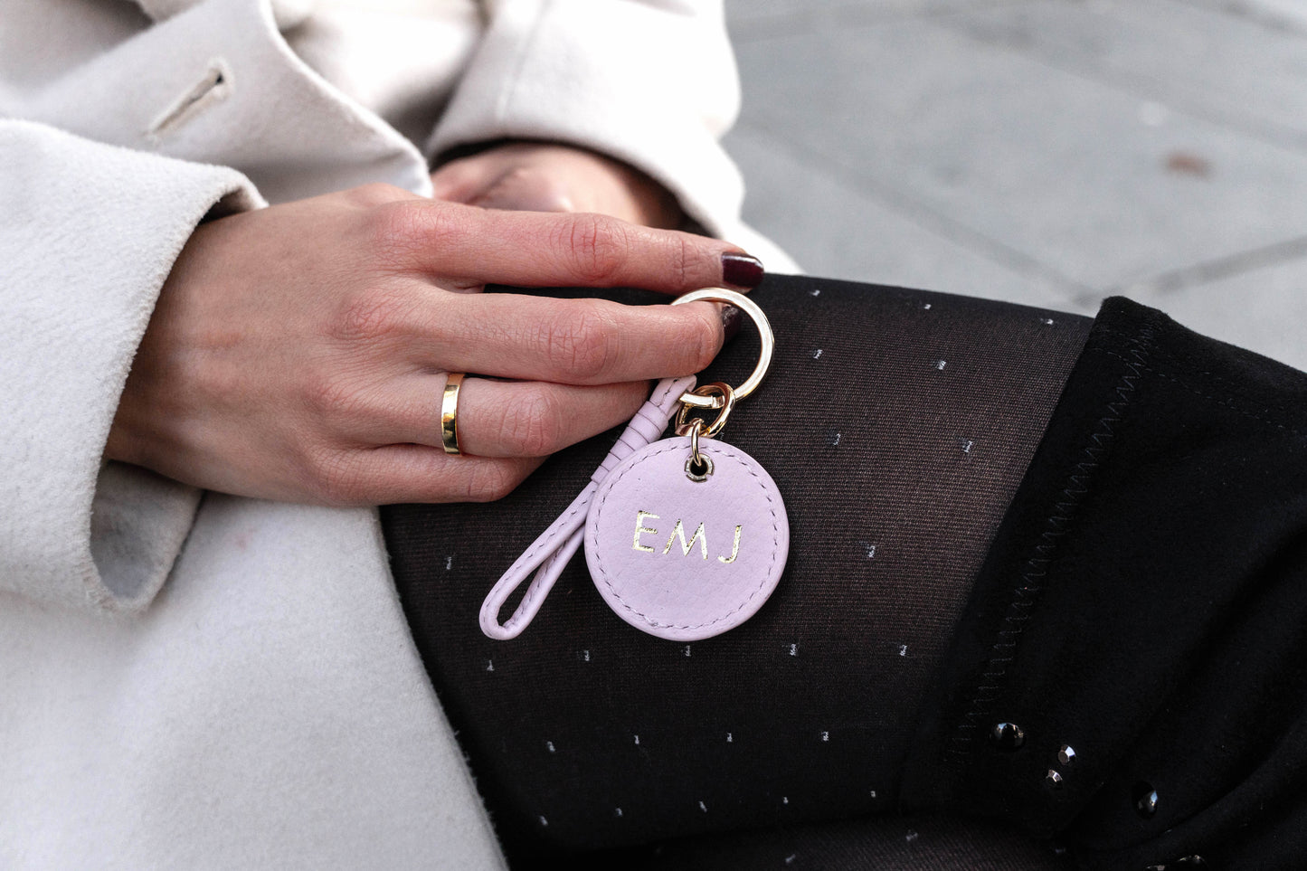 Keychain with trademark knot pendant